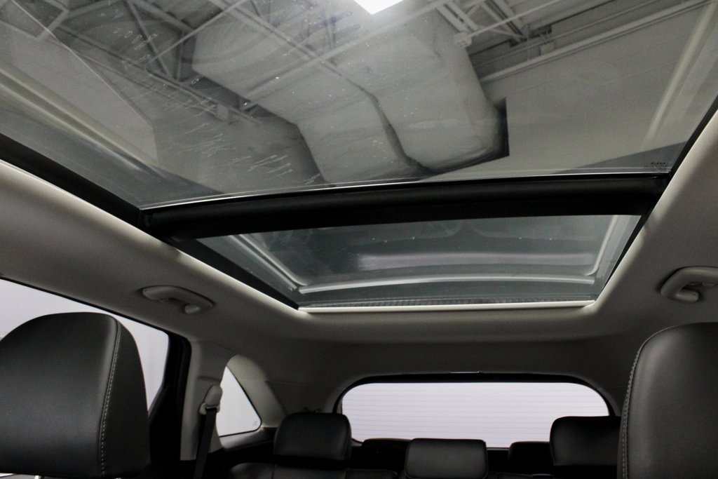 Used 2025 Kia Sorento S w/ Panoramic Sunroof Package image 35