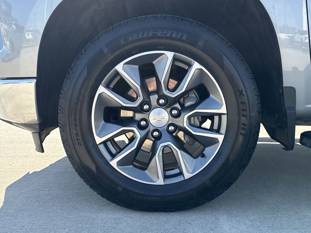 Used 2024 Chevrolet Silverado 1500 LT w/ Z71 Off-Road Package image 9