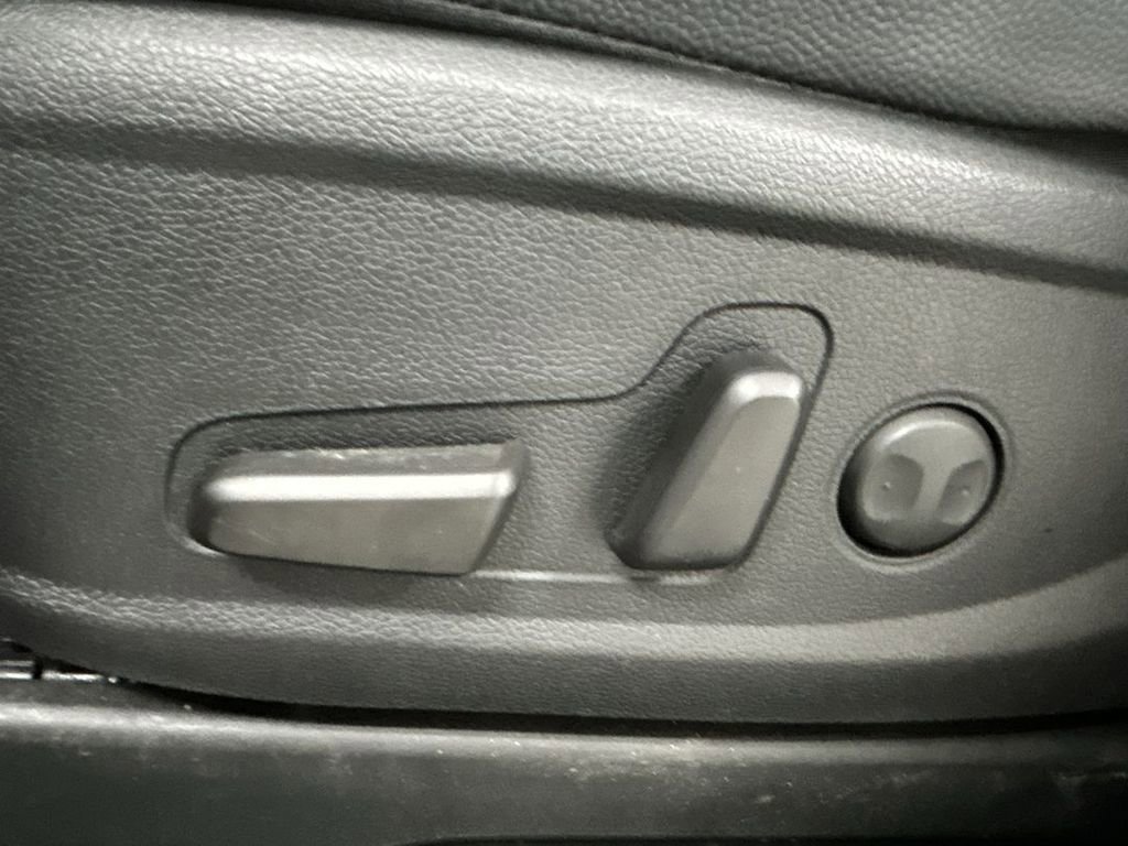 Used 2020 Hyundai Palisade SEL image 12