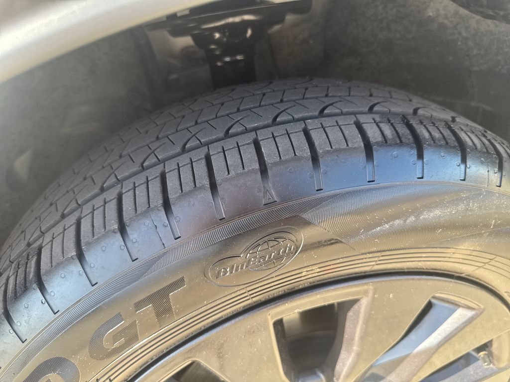 Used 2025 Subaru Outback Onyx Edition AWD/4WD image 29