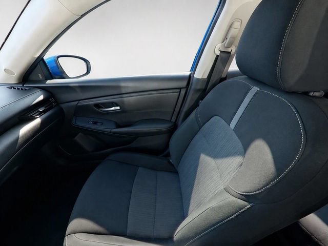 Used 2025 Nissan Sentra SV FWD image 22