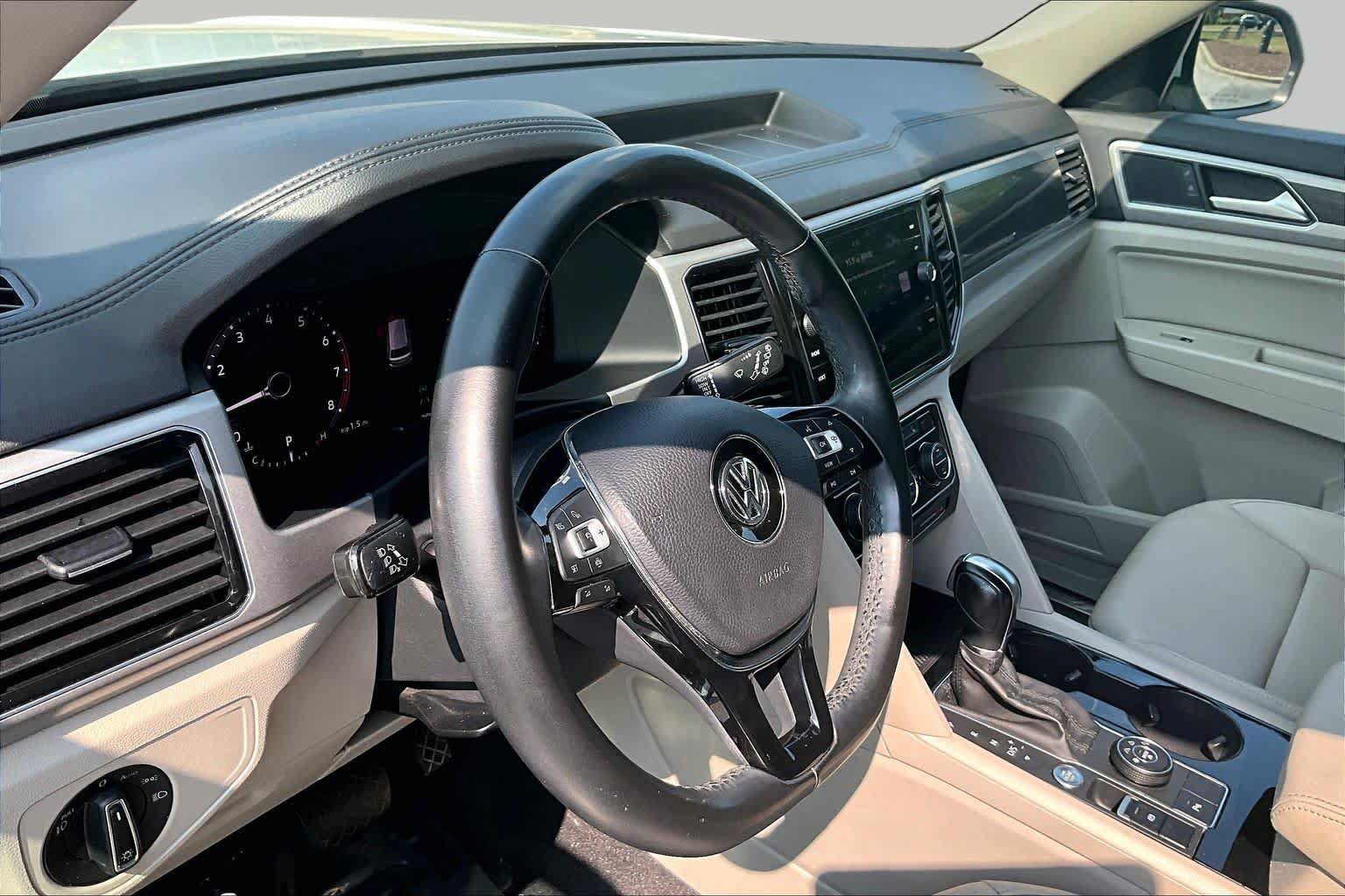 Used 2019 Volkswagen Atlas SEL AWD/4WD image 18