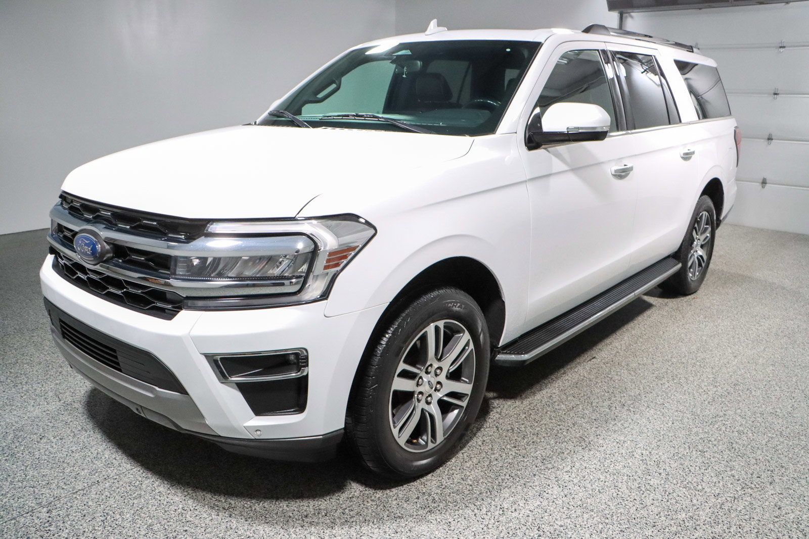 Used 2023 Ford Expedition Max Limited image 37