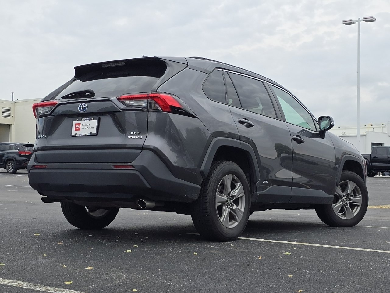 Certified 2023 Toyota RAV4 XLE AWD/4WD image 5
