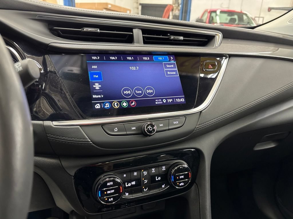 Used 2023 Buick Encore GX Essence w/ Experience Buick Package FWD image 29