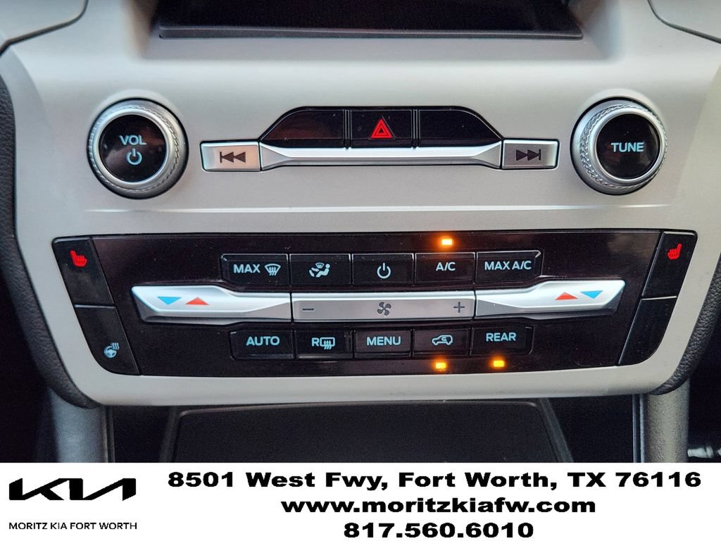 Used 2023 Ford Explorer XLT w/ Equipment Group 202A RWD image 15