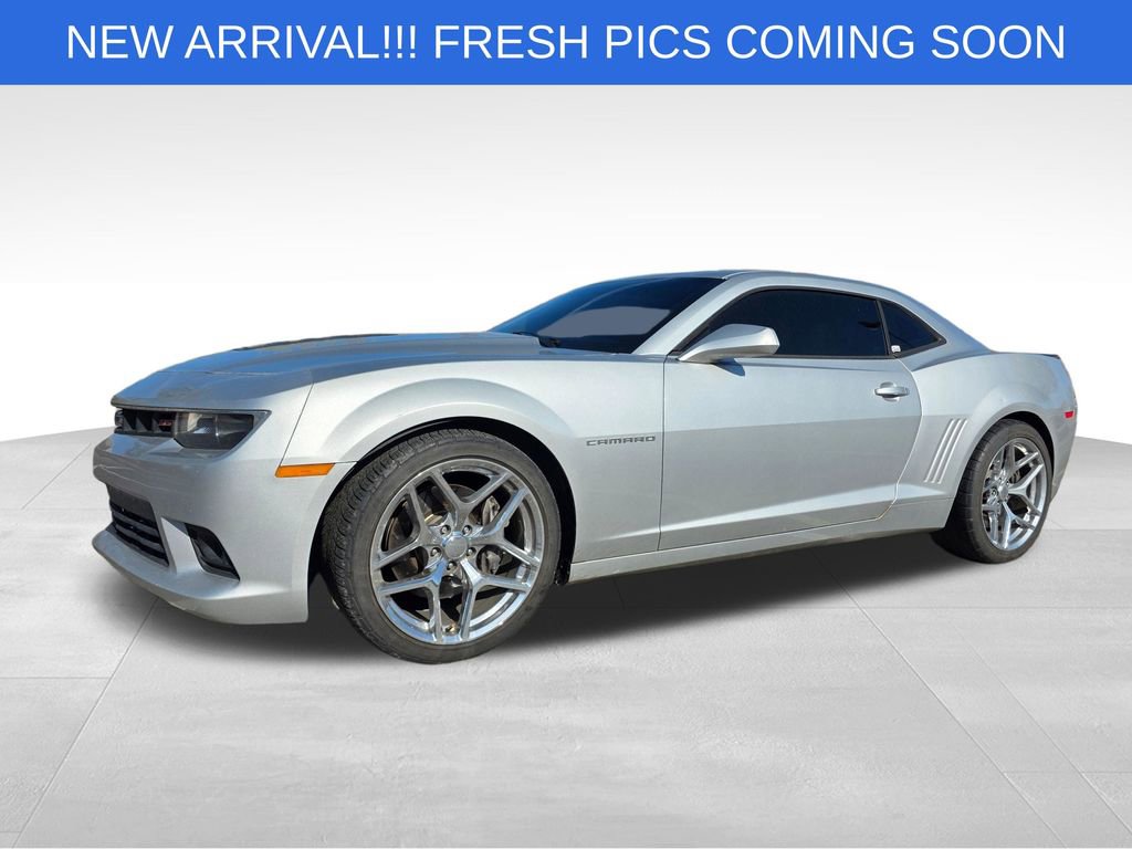 Used 2015 Chevrolet Camaro SS w/ RS Package image 2