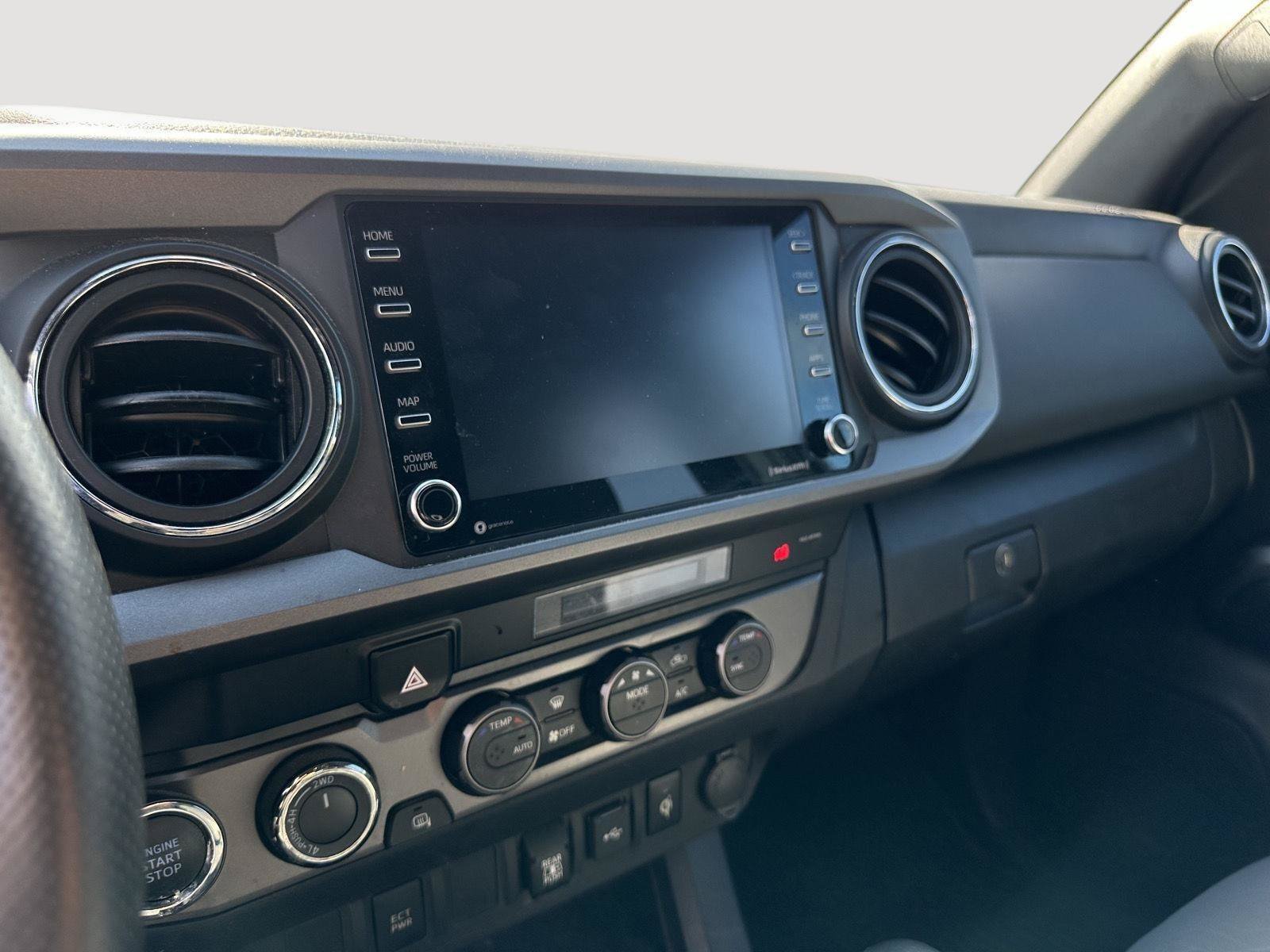 Used 2021 Toyota Tacoma TRD Sport AWD/4WD image 12