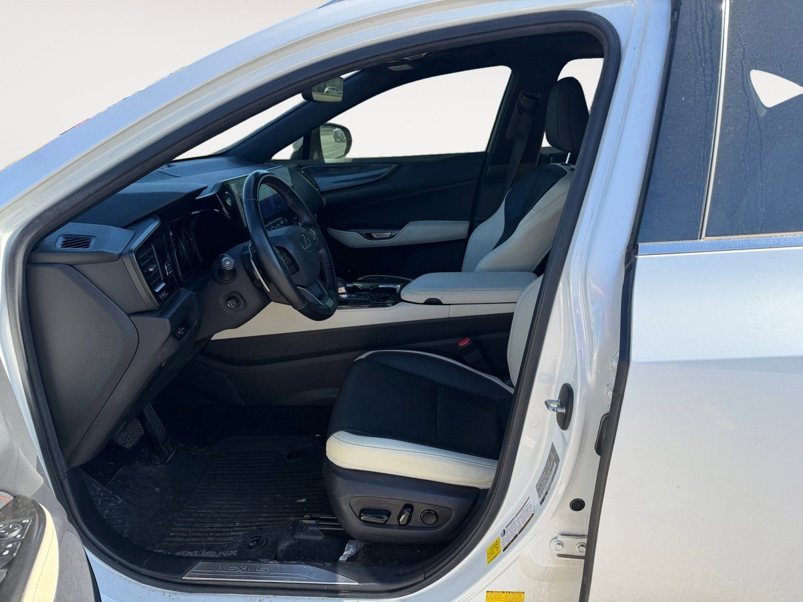 Used 2022 Lexus NX 250 AWD w/ Premium Package image 9