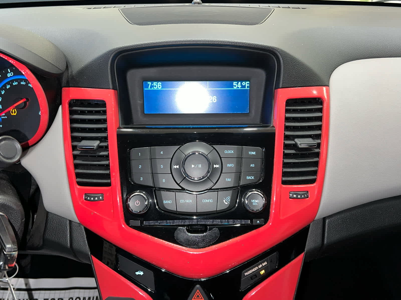 Used 2015 Chevrolet Cruze LS FWD image 23