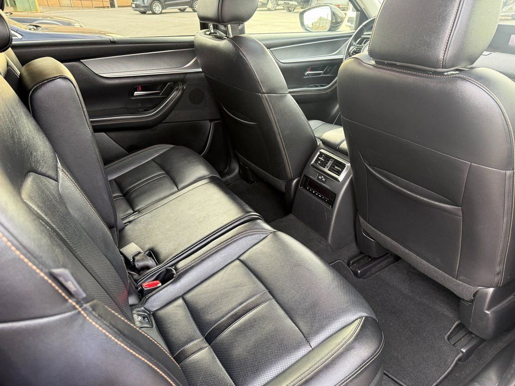 Used 2024 MAZDA CX-90 3.3 Turbo w/ Preferred Plus image 17