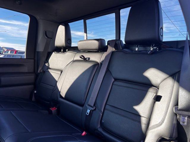 Used 2023 GMC Sierra 3500 Denali w/ Denali Ultimate Package AWD/4WD image 29