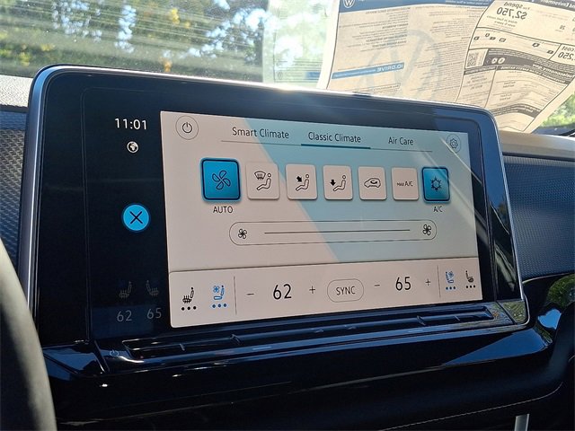 New 2026 Volkswagen Atlas Cross Sport SEL Premium R-Line image 12