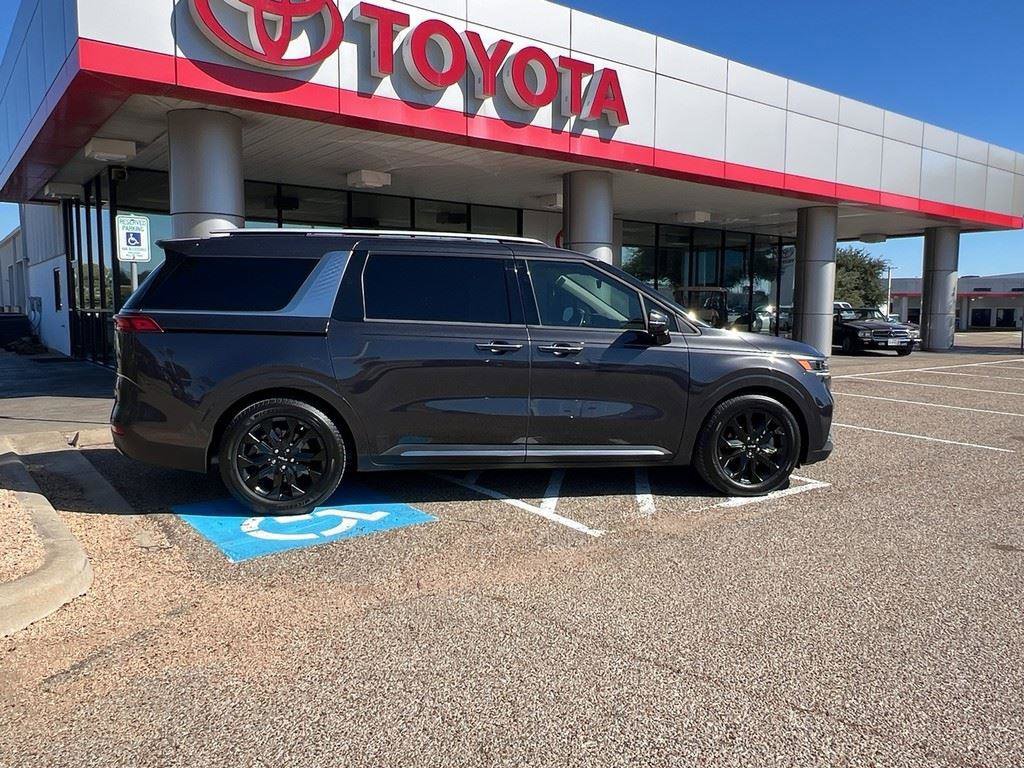 Used 2024 Kia Carnival SX image 6