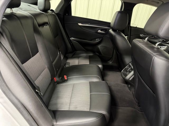 Used 2019 Chevrolet Impala LT FWD image 21