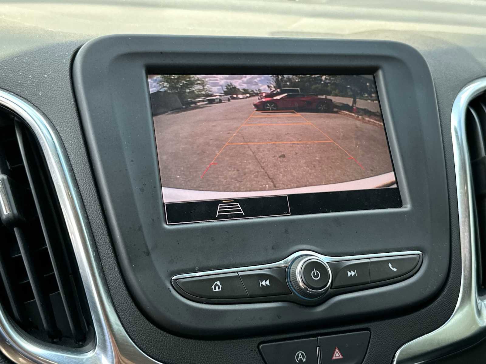 Certified 2024 Chevrolet Equinox LT FWD image 22