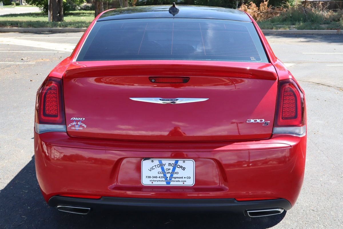 Used 2018 Chrysler 300 S w/ S Model Appearance Package AWD/4WD image 6