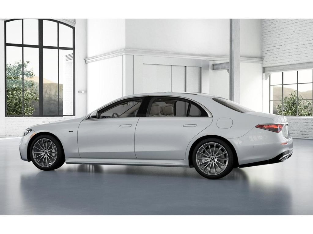 Used 2025 Mercedes-Benz S 580e 4MATIC Sedan image 32