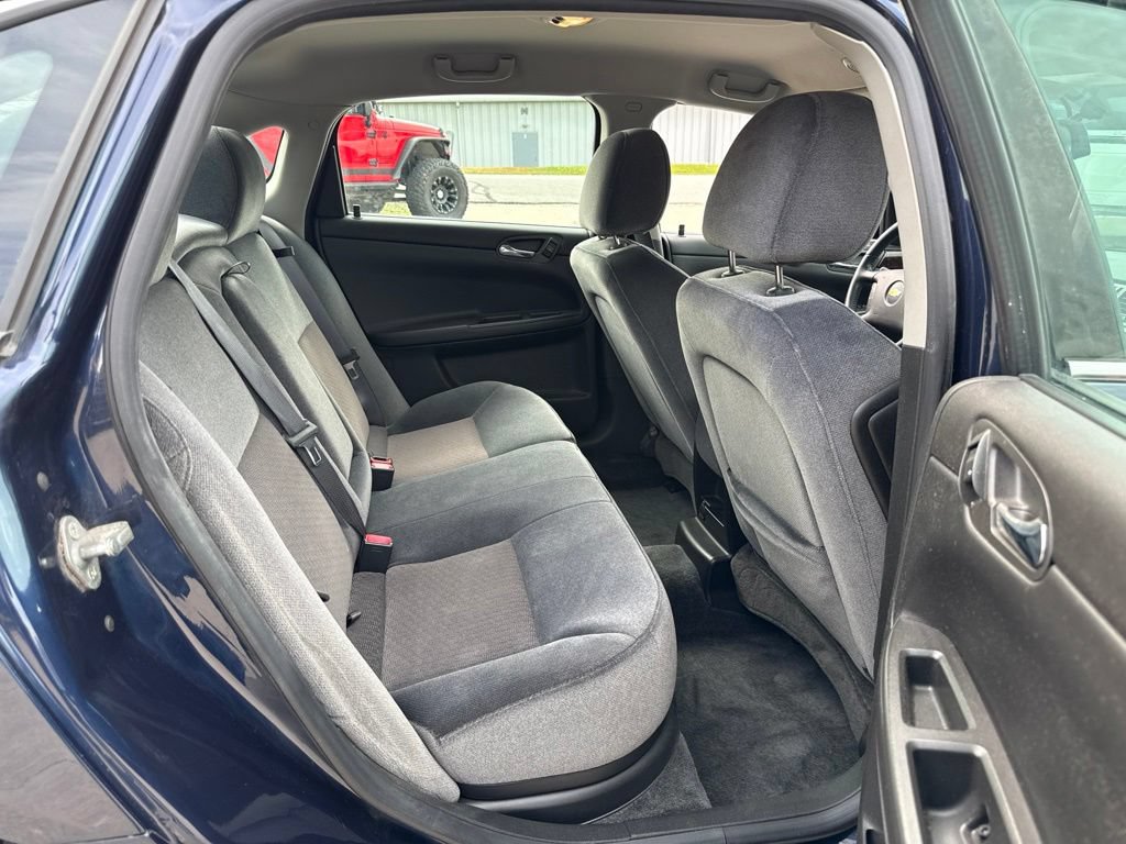 Used 2012 Chevrolet Impala LT FWD image 11