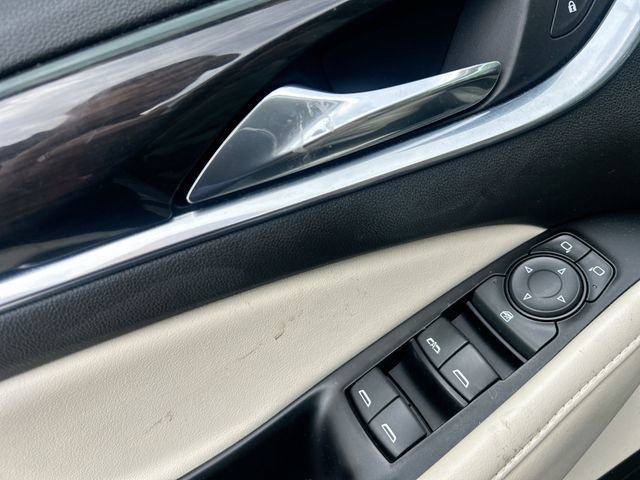 Used 2024 Buick Enclave Essence w/ Sport Touring Edition FWD image 17