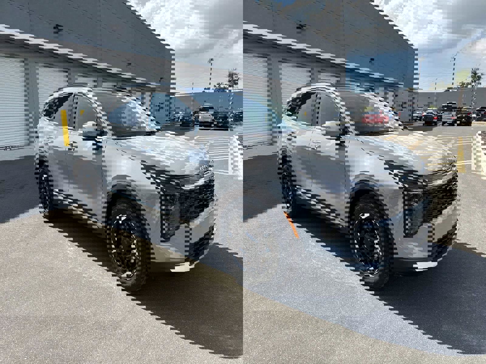 New 2026 Kia Sportage EX image 2
