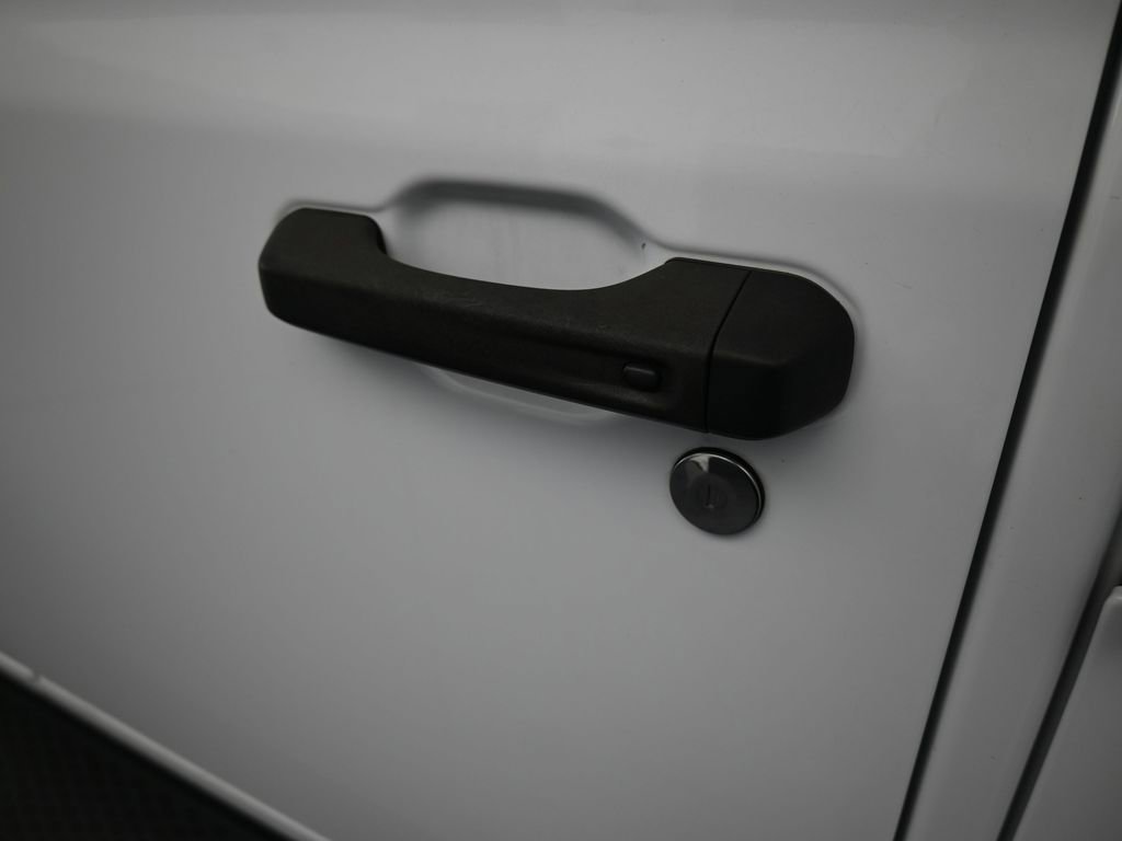 Used 2022 Jeep Wrangler Unlimited Sahara w/ Safety Group image 35