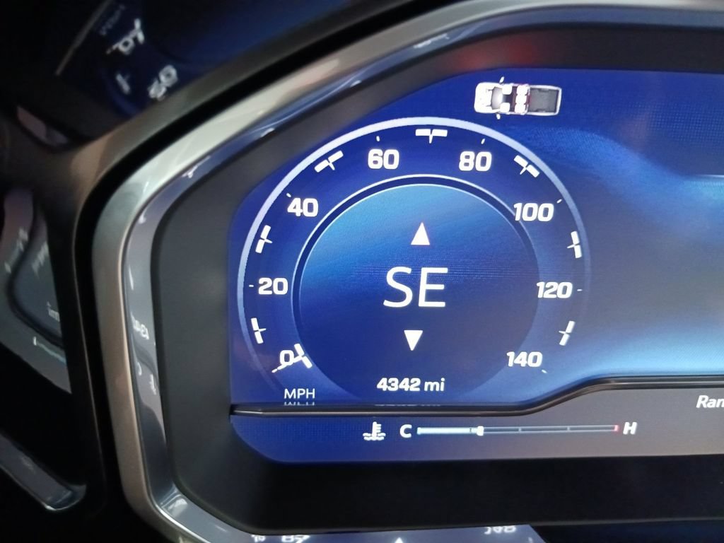 Used 2024 Chevrolet Silverado 2500 High Country w/ High Country Premium Package AWD/4WD image 20