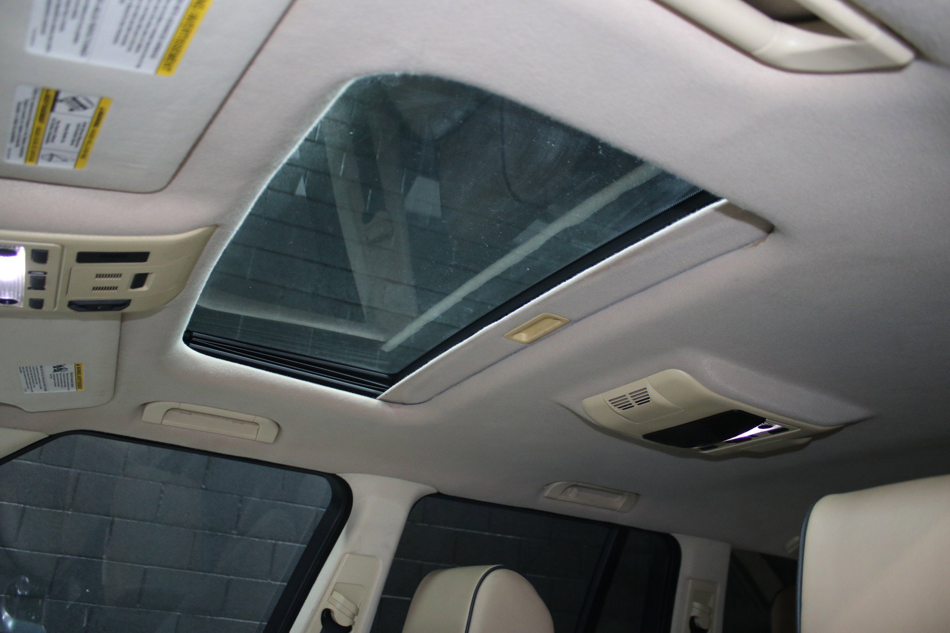 Used 2007 Land Rover Range Rover HSE image 41