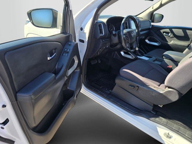 Used 2022 Nissan Frontier SV AWD/4WD image 22