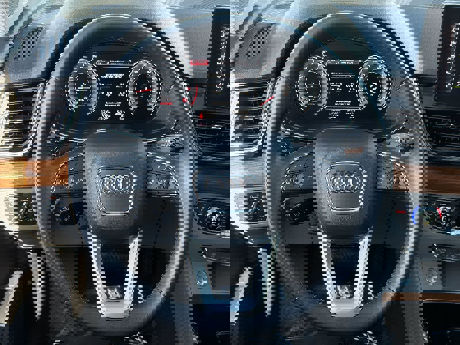 Used 2022 Audi Q5 2.0T Premium Plus image 24