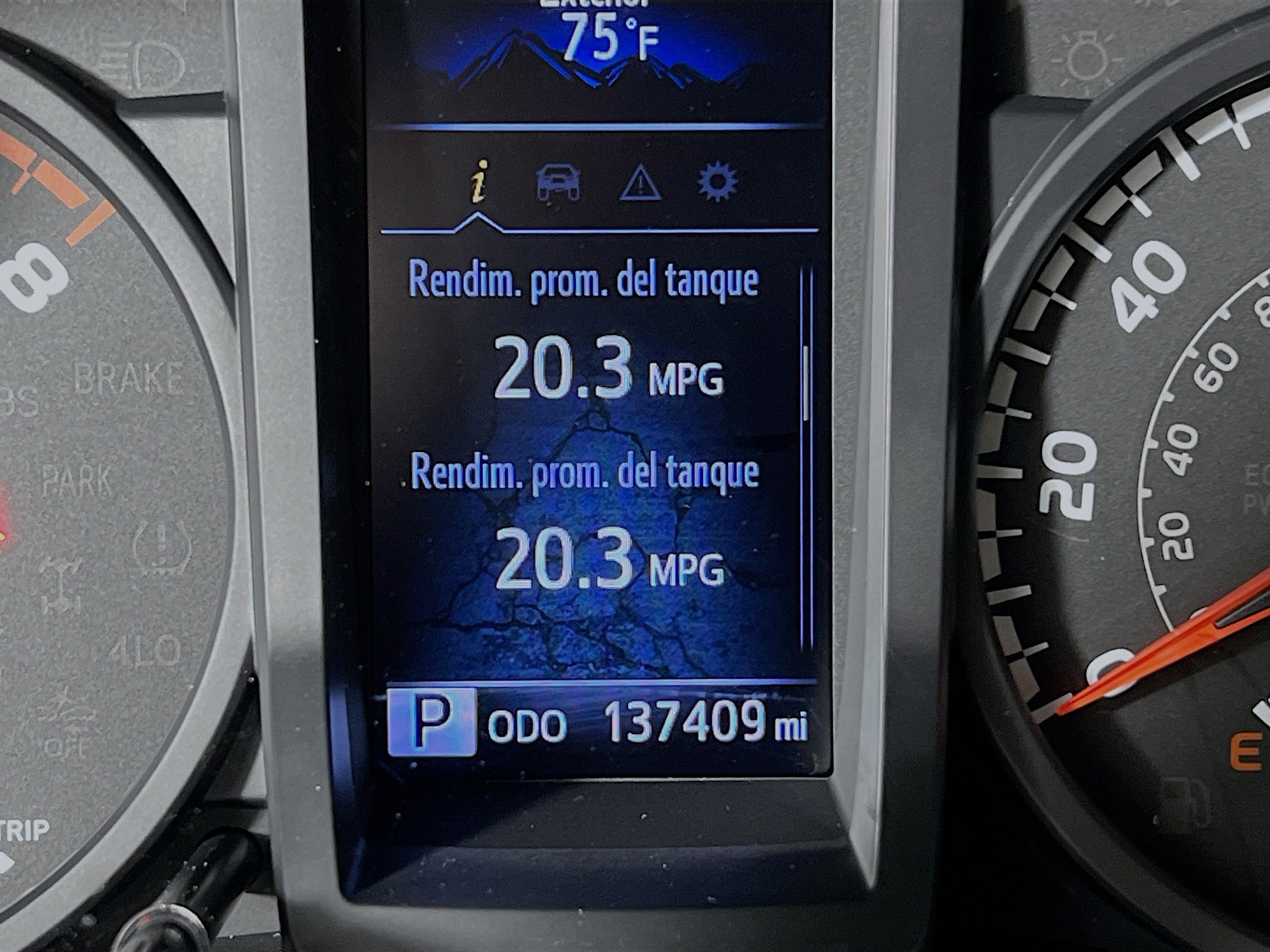 Used 2019 Toyota Tacoma SR w/ SR Convenience Package RWD image 21