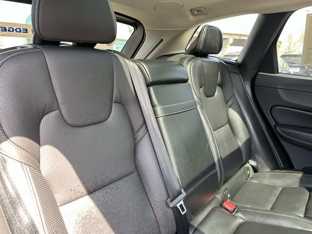 Used 2021 Volvo XC60 T6 Inscription w/ Advanced Package image 15