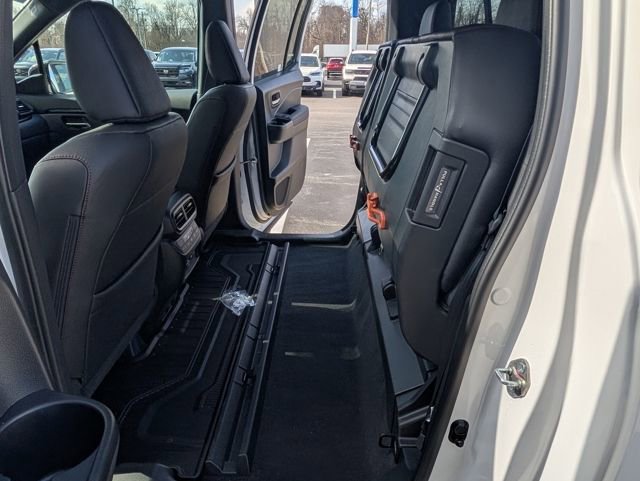 Certified 2025 Honda Ridgeline Black Edition image 30
