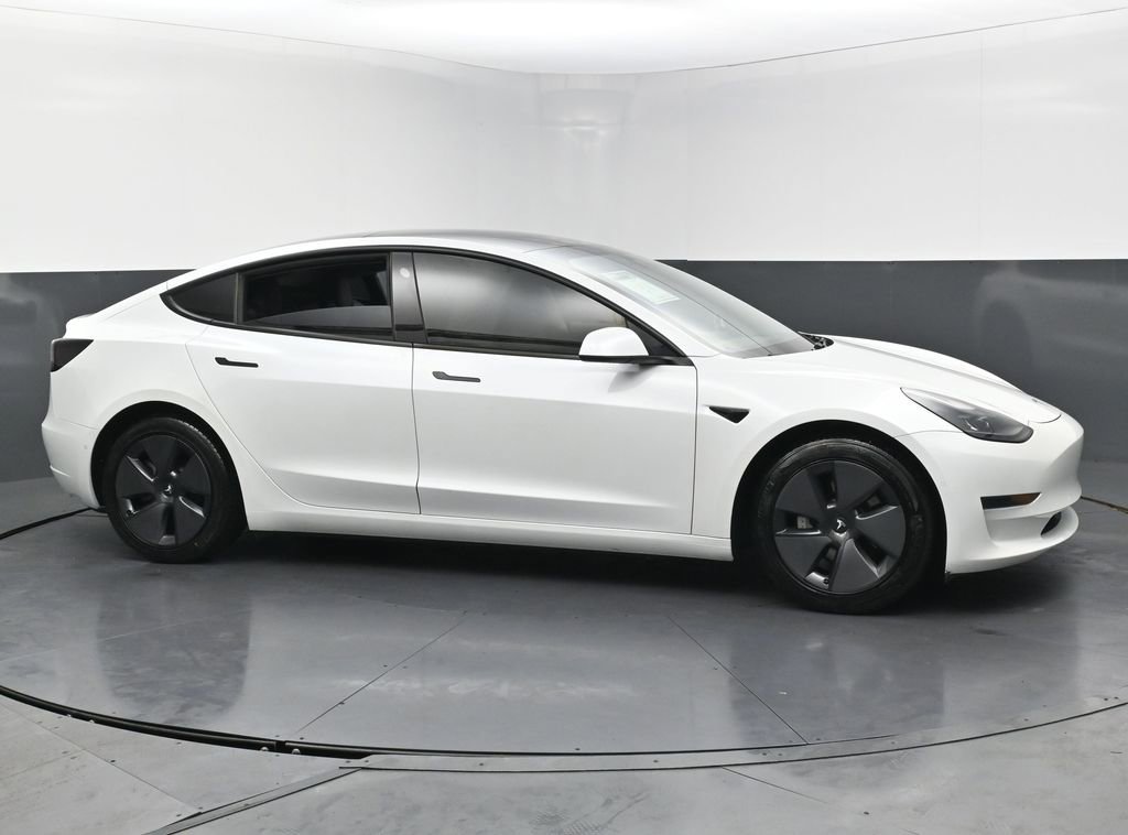 Used 2021 Tesla Model 3 Standard Range Plus RWD image 6