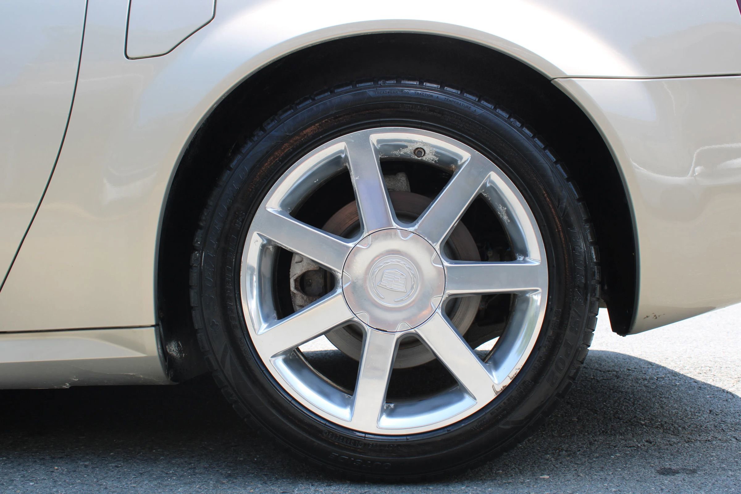 Used 2006 Cadillac XLR image 34