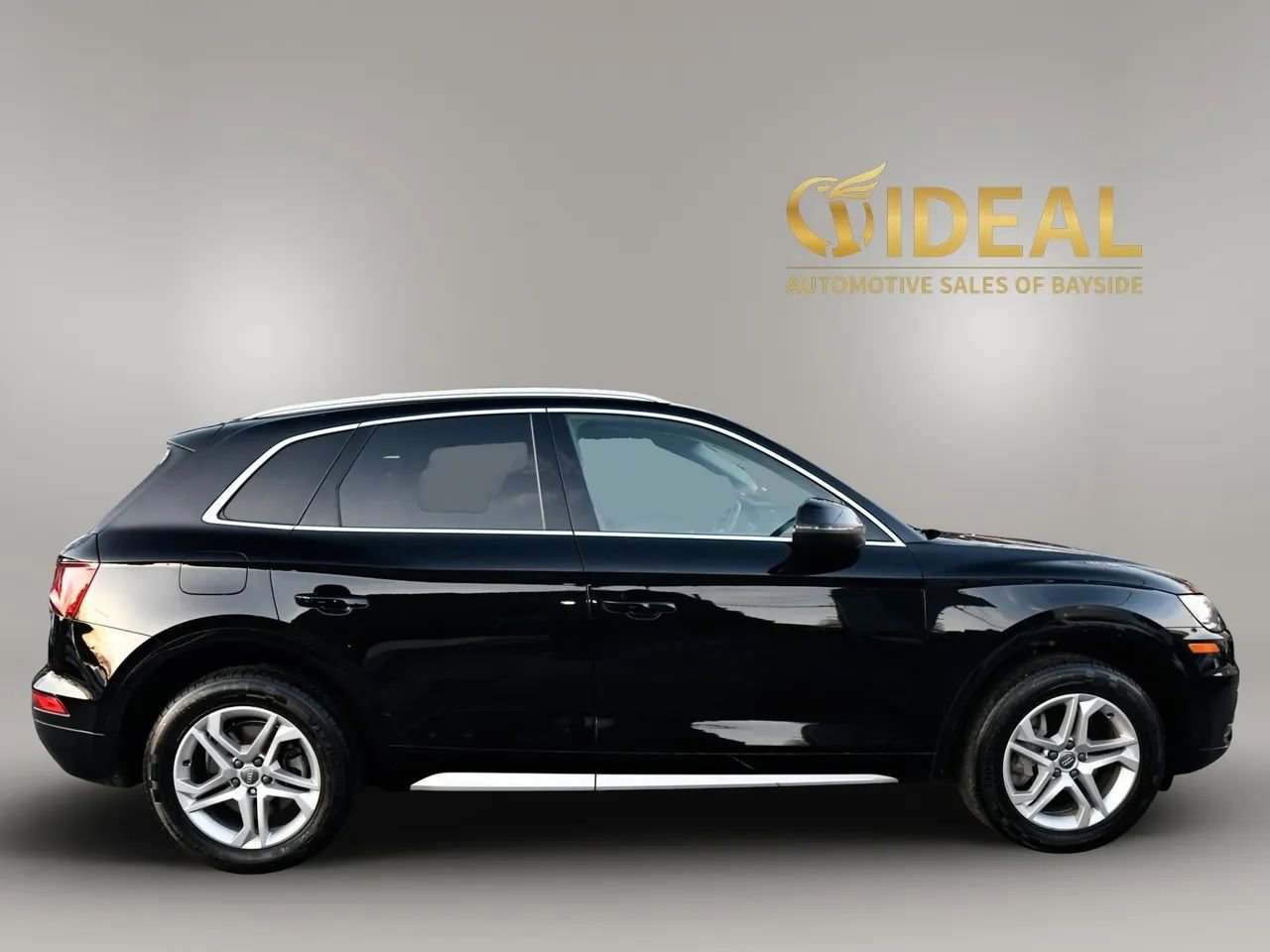 Used 2020 Toyota RAV4 LE w/ All Weather Liner Package image 8