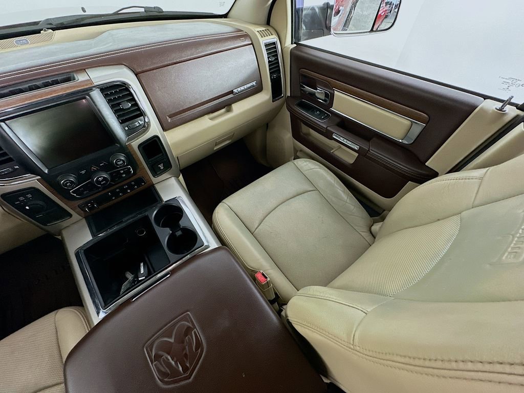 Used 2015 RAM 3500 Laramie AWD/4WD image 11