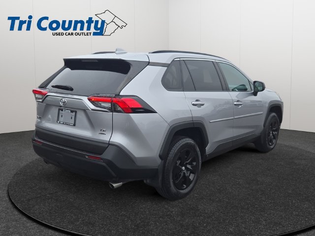 Certified 2021 Toyota RAV4 LE AWD/4WD image 8