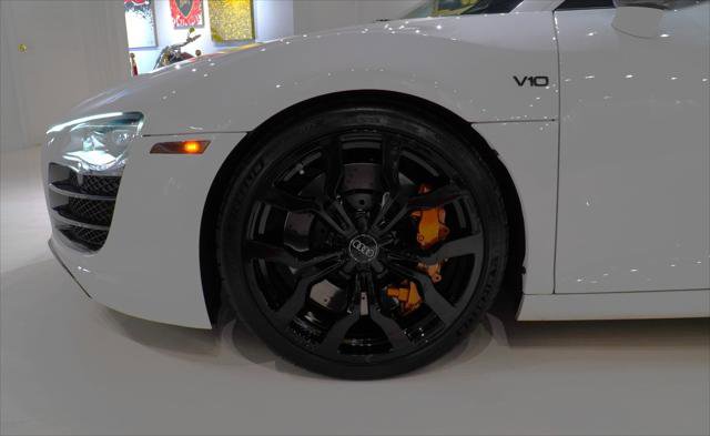 Used 2011 Audi R8 V10 image 10