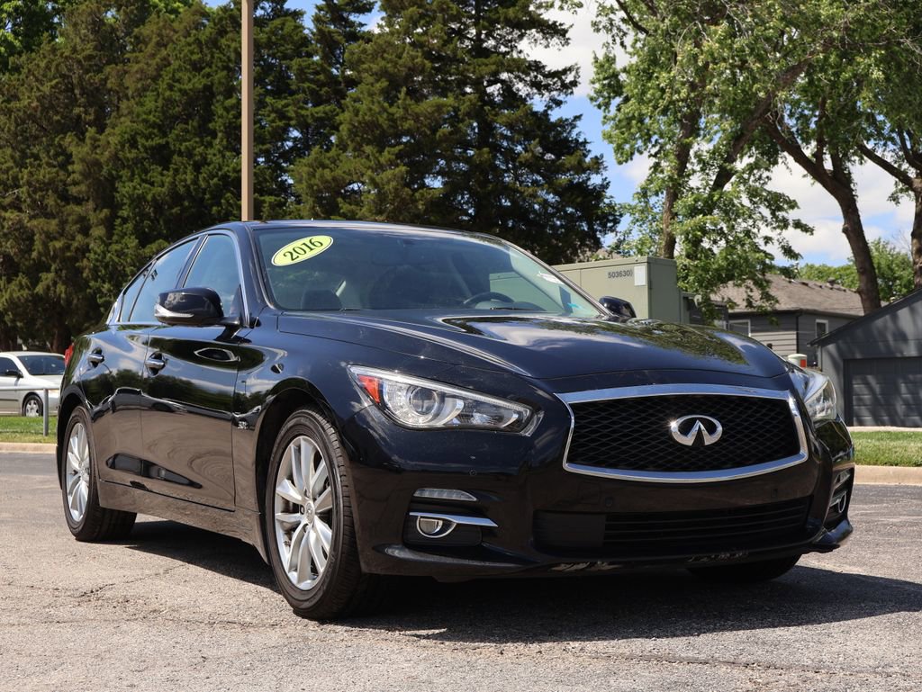 Used 2016 INFINITI Q50 3.0t Premium w/ Driver Assistance Package