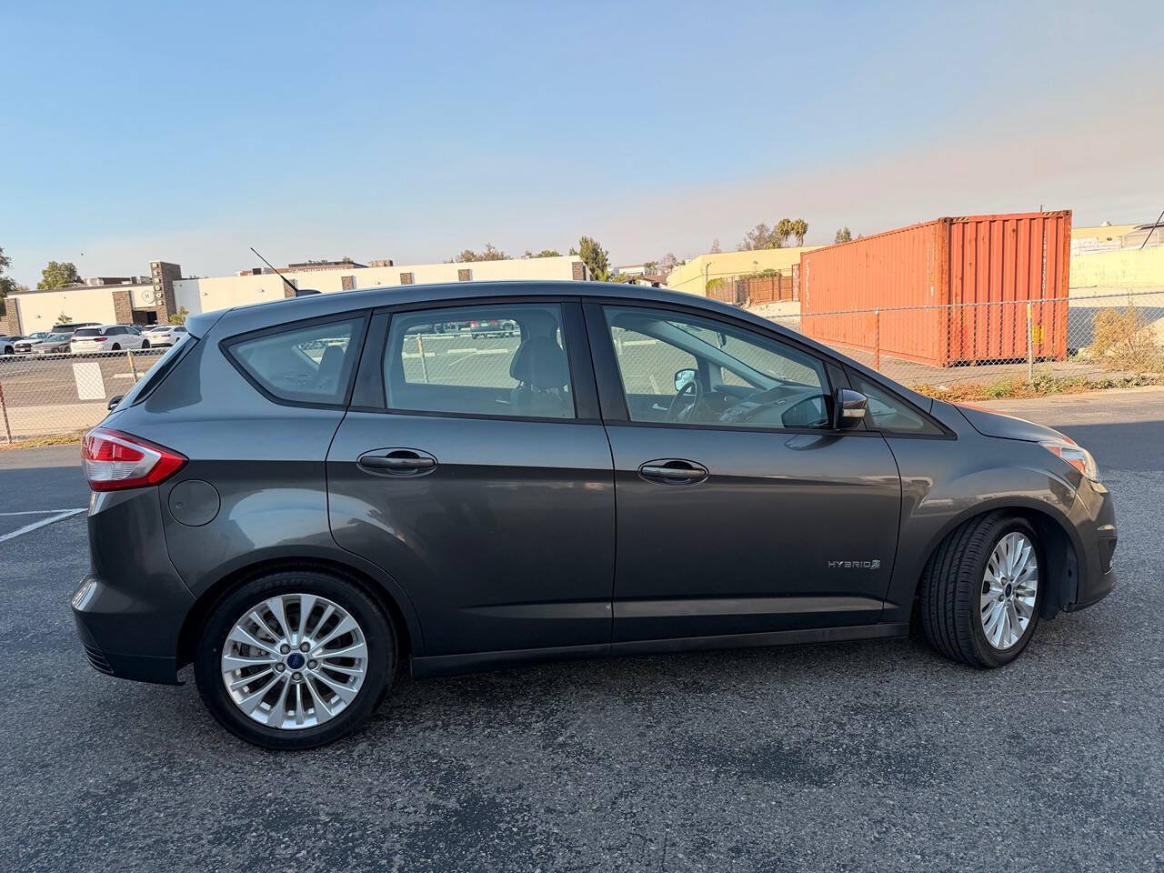 Used 2017 Ford C-MAX SE FWD image 7