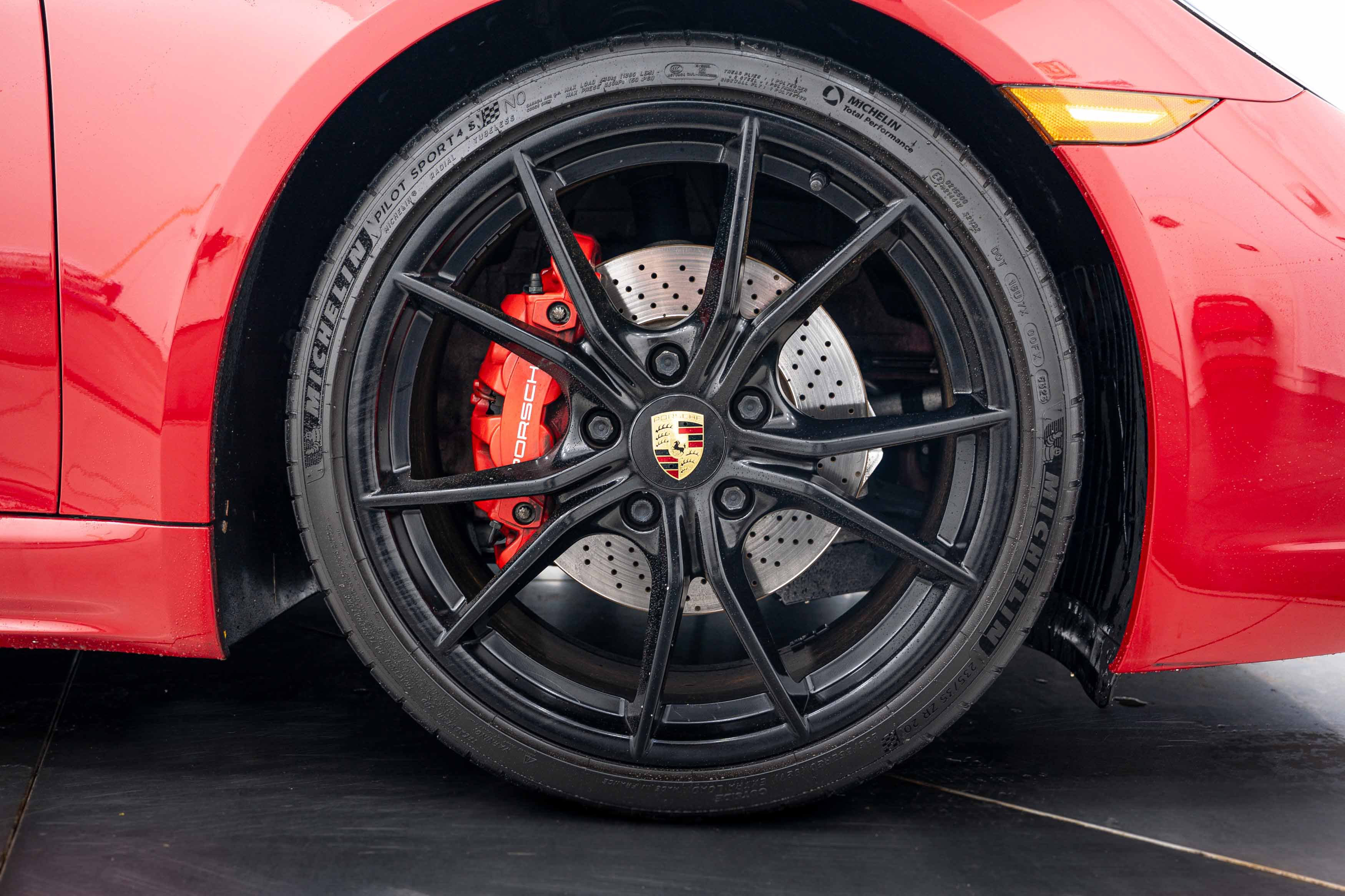 Certified 2018 Porsche 718 Boxster GTS RWD image 11
