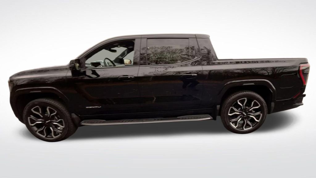 New 2025 GMC Sierra EV Denali image 8