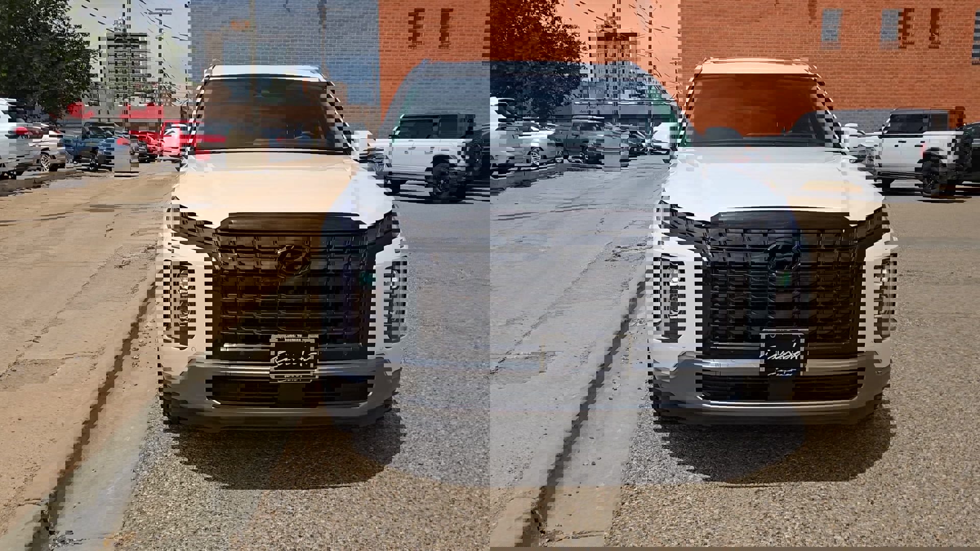 Used 2024 Hyundai Palisade Limited FWD image 3