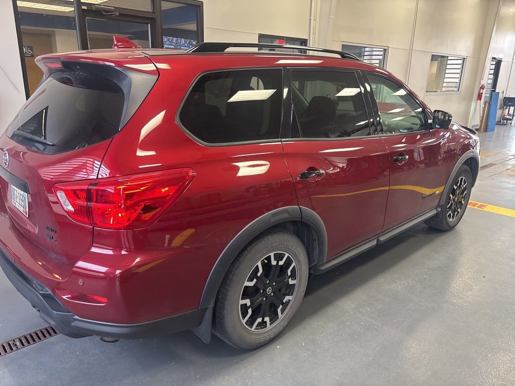 Used 2020 Nissan Pathfinder SL image 4