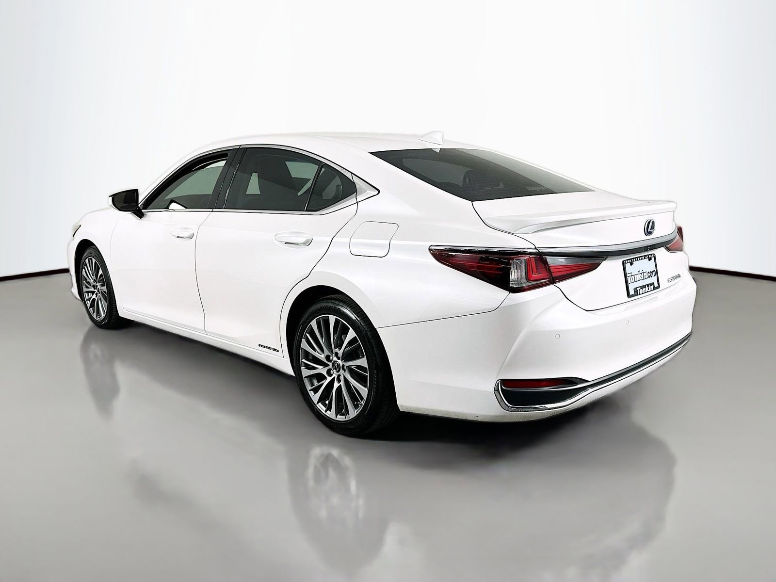 Used 2020 Lexus ES 300h w/ Premium Package FWD image 5