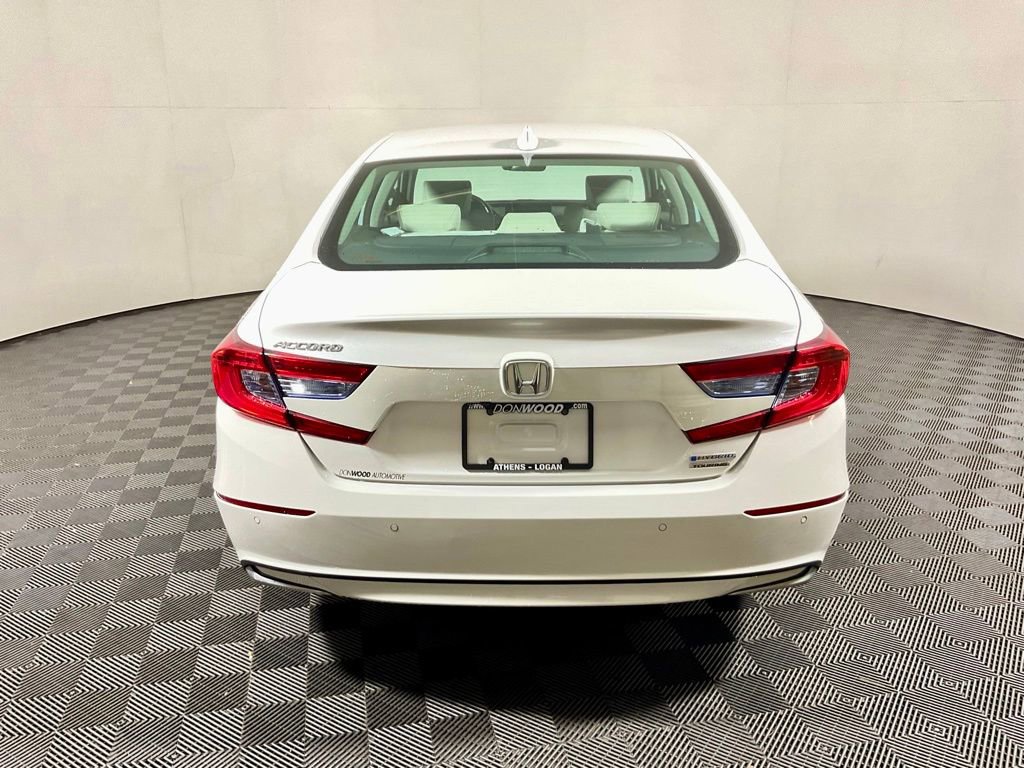 Used 2020 Honda Accord Touring image 14