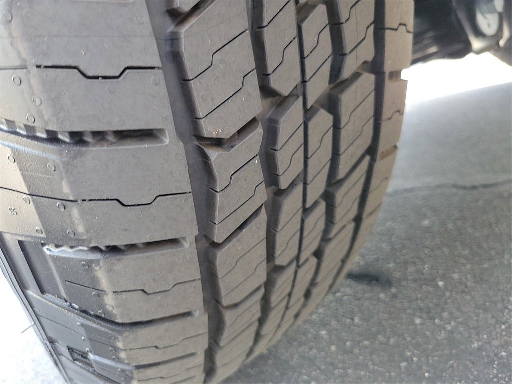 Used 2025 Toyota 4Runner Limited image 31