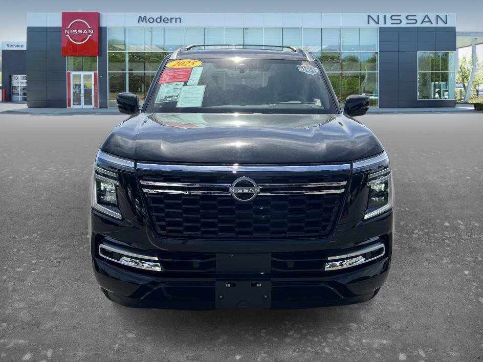 Certified 2025 Nissan Armada Platinum AWD/4WD image 2