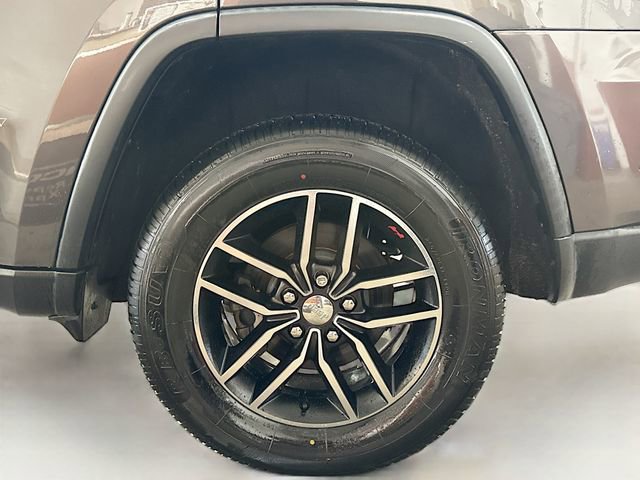 Used 2018 Jeep Grand Cherokee Trailhawk w/ Trailhawk Luxury Group image 33